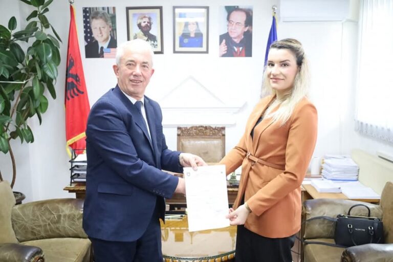 Edhe një grua në pozitë udhëheqëse në Dragash: Blerina Kamberi U.D. Drejtoreshë e Çerdhes