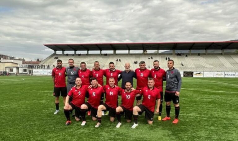 Kombëtarja shqiptare e veteranëve fiton turneun ‘Prizren Masters Cup 2025’