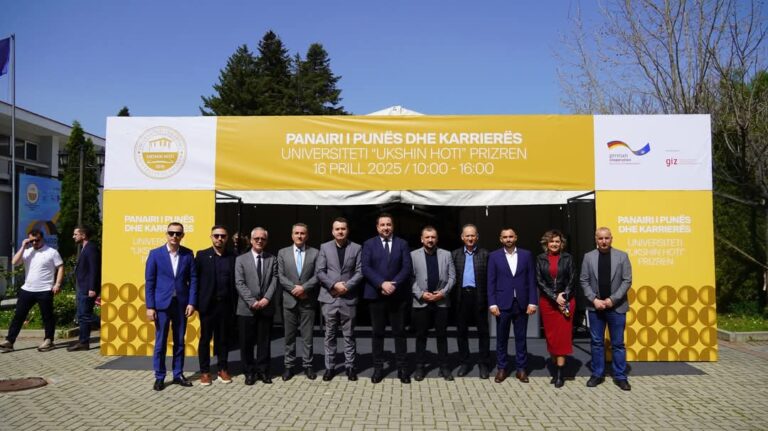 Panairi i Punës dhe Karrierës mbahet në Universitetin “Ukshin Hoti” në Prizren