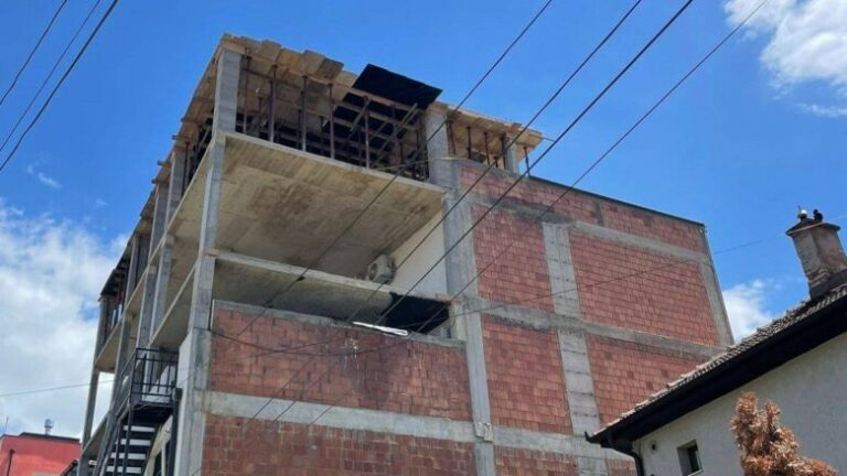 Vetëvendosje alarmon për degradimin urban në Prizren