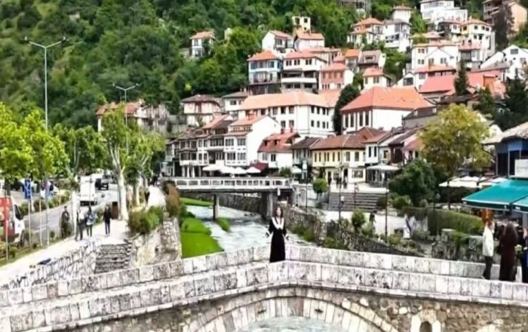 Rikthehet kënga ikonë `Lidhja Shqiptare e Prizrenit`