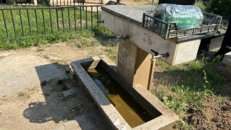 Mungesa e ujit në varrezat e Prizrenit, reagim me një aksion simbolik nga YTHP
