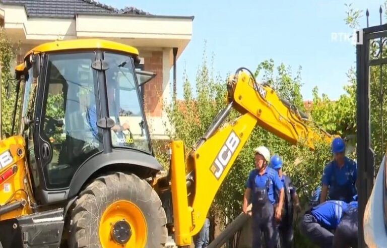 Tre fshatra të Prizrenit pa rrymë, arrestohet banori që kundërshtoi vendosjen e shtyllës elektrike