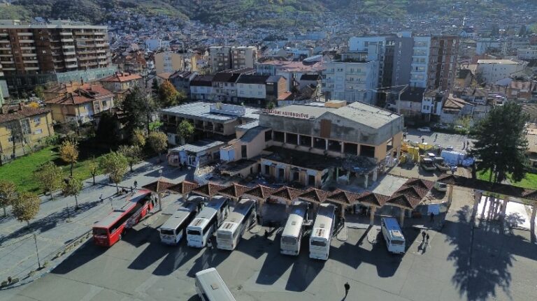 Nisin punimet për renovimin e Stacionit të Autobusëve në Prizren
