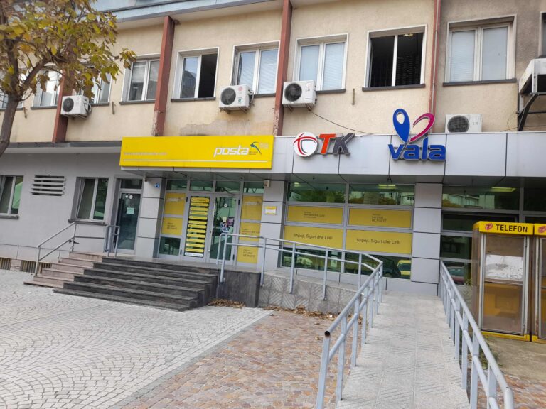 Sulmohet zyrtari i Postës së Kosovës në Prizren, arrestohet një i dyshuar