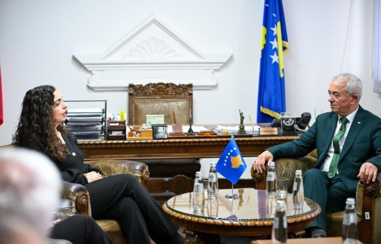 Osmani viziton Dragashin: Sharri ka traditë e bukuri të jashtëzakonshme