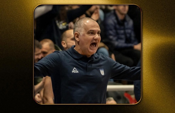 Bujar Loci shpallet  Trajneri më i Mirë i Vitit 