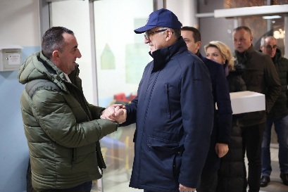 Totaj viziton Policinë  Zjarrfikësit dhe Urgjencën në natën e ndërrimit të moteve