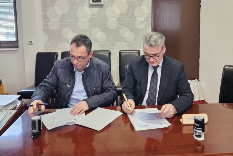 Nënshkruhet marrëveshje bashkëpunimi për praktikë profesionale të nxënësve në Prizren