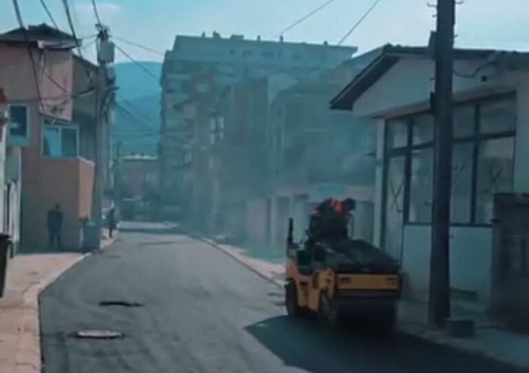 Nis asfaltimi i rrugës “Xhemë Gostivari” në Prizren