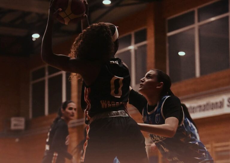 Vashat e Bashkimit një hap larg finales