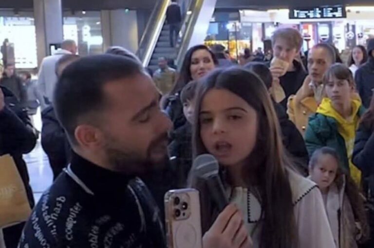 Dueti përloti të pranishmit: Besnik Qaka dhe vajza e tij performojnë me pianistin e njohur francez