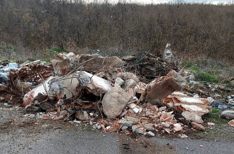 Hedhja e mbeturinave në Dobërdelan, Muharremaj paralajmëron ndëshkime