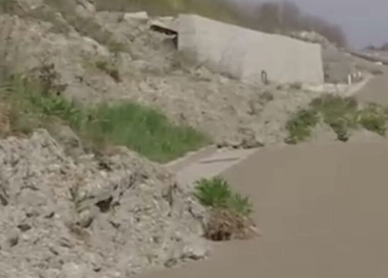 “S’duhen justifikime”, deputeti Gashi kërkon ndërhyrje urgjente për rrëshqitjet e dheut në autostradën “Ibrahim Rugova”
