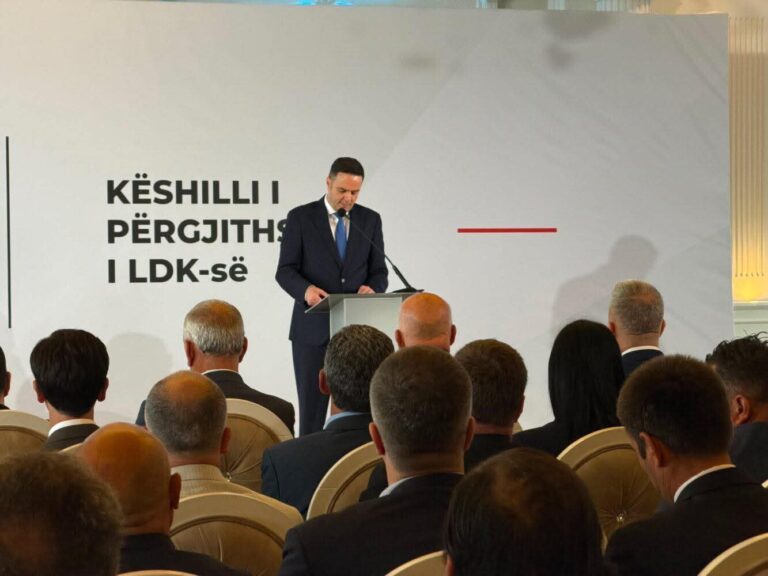 Abdixhiku propozon Vjosa Osmanin bartëse të listës së LDK-së dhe kandidate për presidente